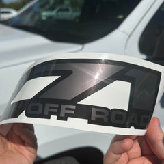 GOLD HOOK Z71 decals fit Silverado 1500/2500 HD and GMC Sierra 2001-2006.