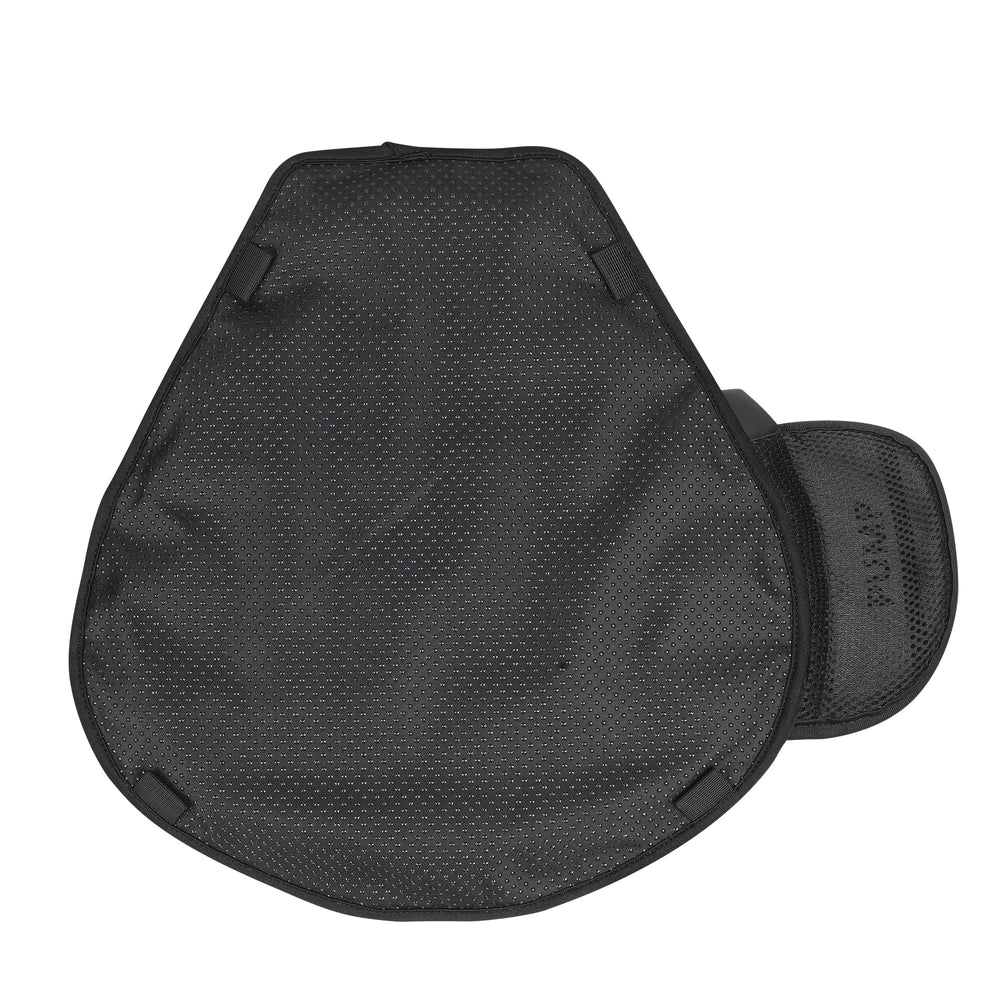 GRAND PITSTOP breathable mesh cover keeps the cushion cool during rides.