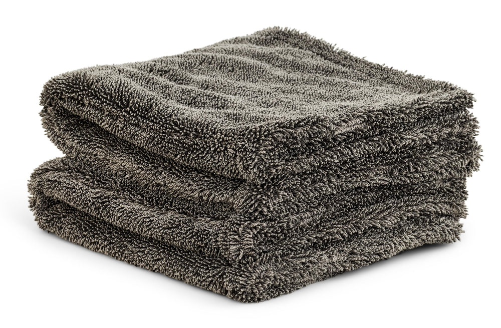 Griot's Garage PFM Ultrafast edgeless towel laid flat for streak-free drying