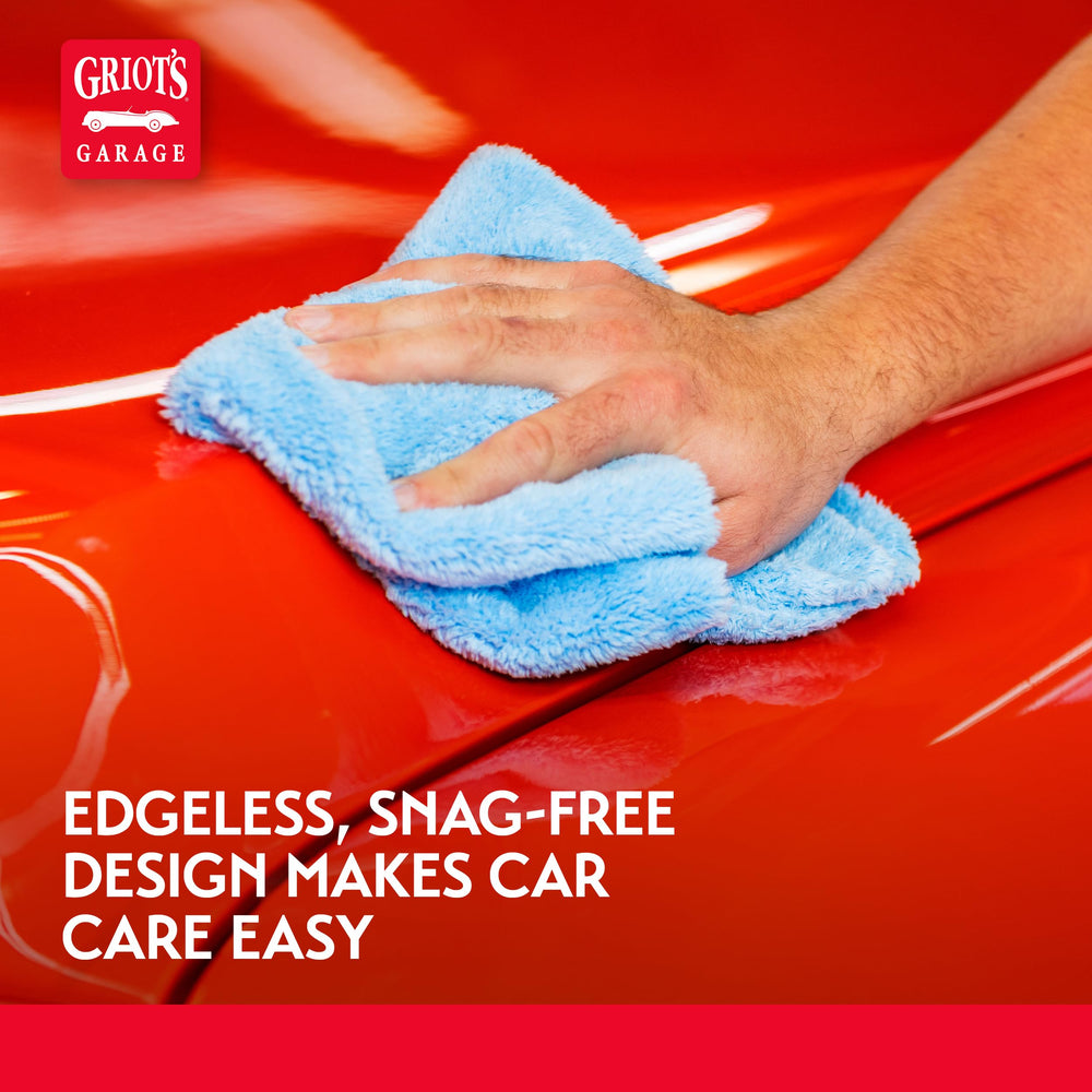 Griot's Garage quick-detailer compatible towel for efficient wipe-downs.
