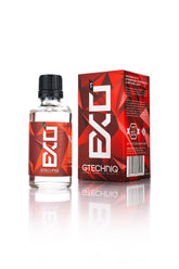 Gtechniq EXO Crystal bottle pour showing controlled application for even coating
