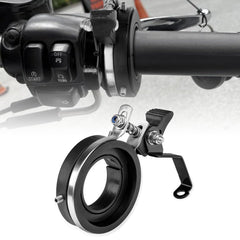 GUAIMI cruise control mounted on Harley grip for smooth long-ride throttle management.