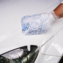 Gyeon Bathe pH-neutral formula cleans safely, with no residue