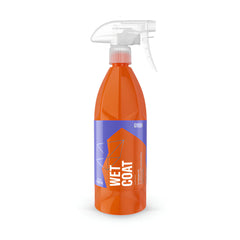 GYEON Wet Coat bottle being poured for quick spray-on use.