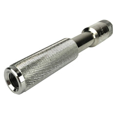 Haltec 377 lock-on action air chuck locks securely during use.