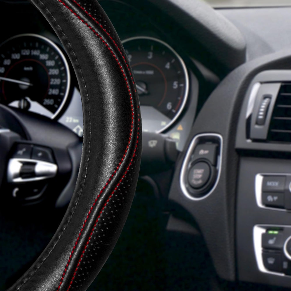 Universal 14.5–15 inch fit demonstrated on a standard wheel.