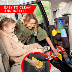 Helteko mesh pockets hold toys and snacks within reach.
