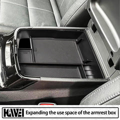 HGWEI black interior accent adds a refined look to Telluride.