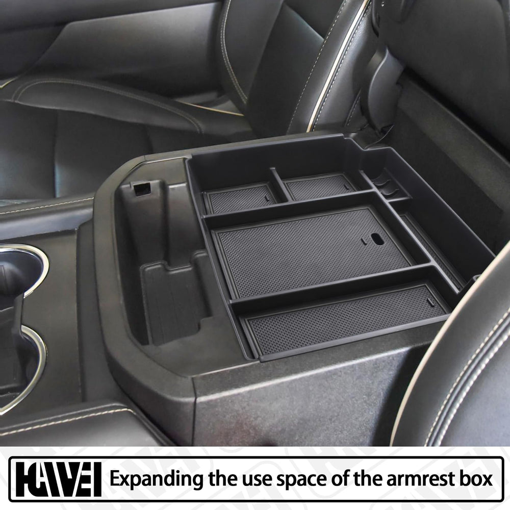 HGWEI tray surface keeps essentials within reach during daily drives.