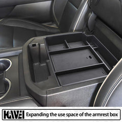 HGWEI tray surface keeps essentials within reach during daily drives.