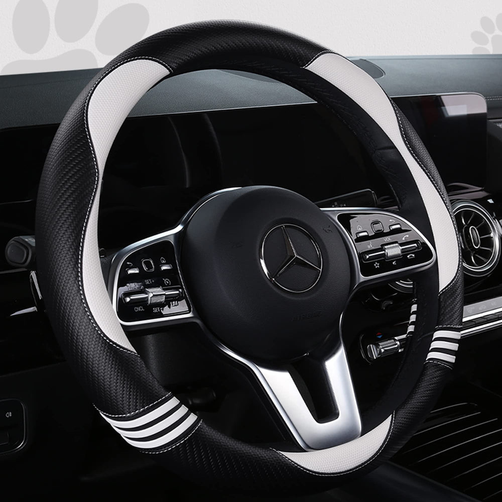 HighnessHwoo carbon-fiber PU leather texture delivers premium feel and durable wear.
