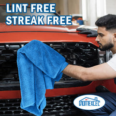 HOMEXCEL towel with reinforced edges for long-lasting performance.