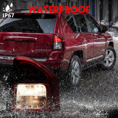 Huray right tail light enhances visibility and signaling at night