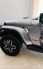 iJDMTOY dynamic sequential turn signal feature draws attention safely