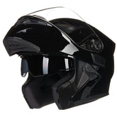ILM motorcycle dual visor helmet front view for confident rides and secure fit.