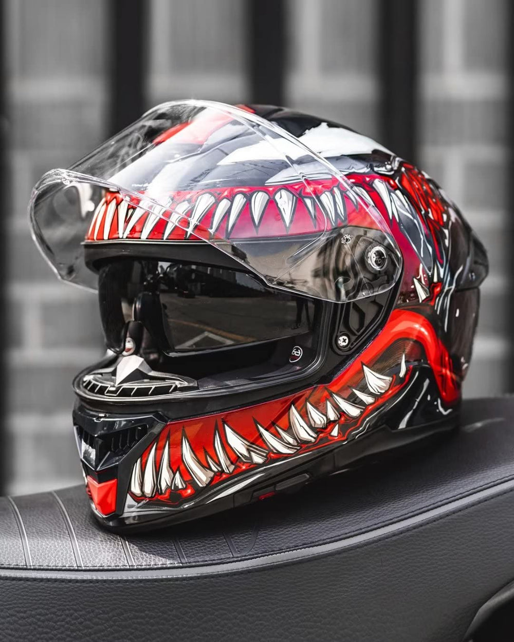 ILM TheNight daily commute street helmet for everyday rides
