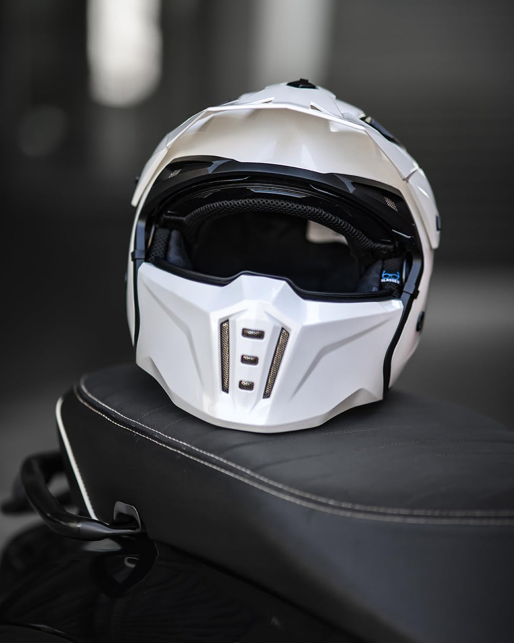 Urban riding setup with ILM Z302 open-face helmet