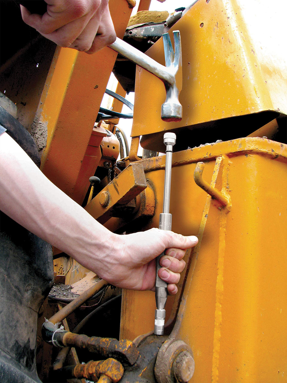 Innovative Products of America kit flush attachments ready to clear clogged joints quickly