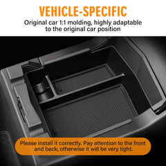 JHGFVC ABS-durable material provides scratch resistance for Forester interior.