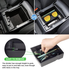 JKCover Forester 2022 tray with removal mats to reduce rattling and protect items.