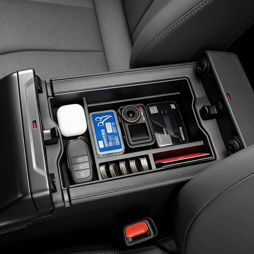 JWSIROU organized interior supports easy access to essentials on road trips