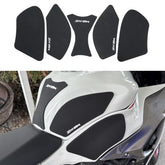KATIE DEVI snake skin tank pad on ZX-6R front view for improved grip