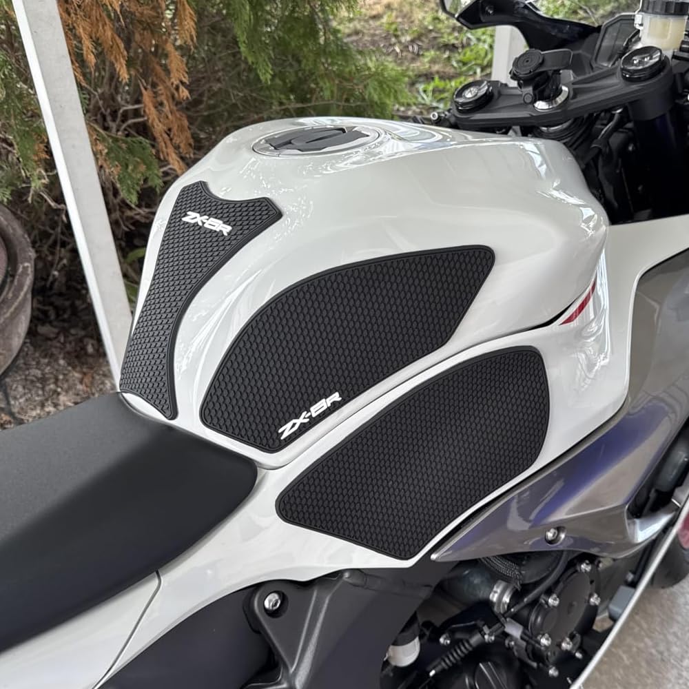 KATIE DEVI ZX-6R side protector right demonstrates anti-slip surface and secure fit