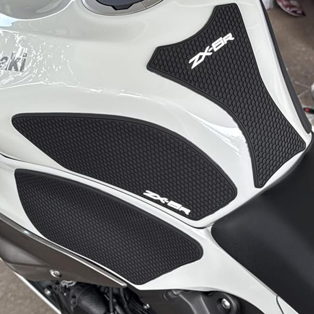 KATIE DEVI ZX-6R tank pad top view illustrating full-coverage edge design