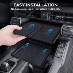 Katorn Rav4 2026 anti-slip surface prevents items from shifting during turns.