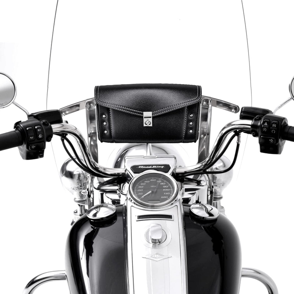 KEMIMOTO windshield bag on a 10-inch windscreen provides organized touring storage.