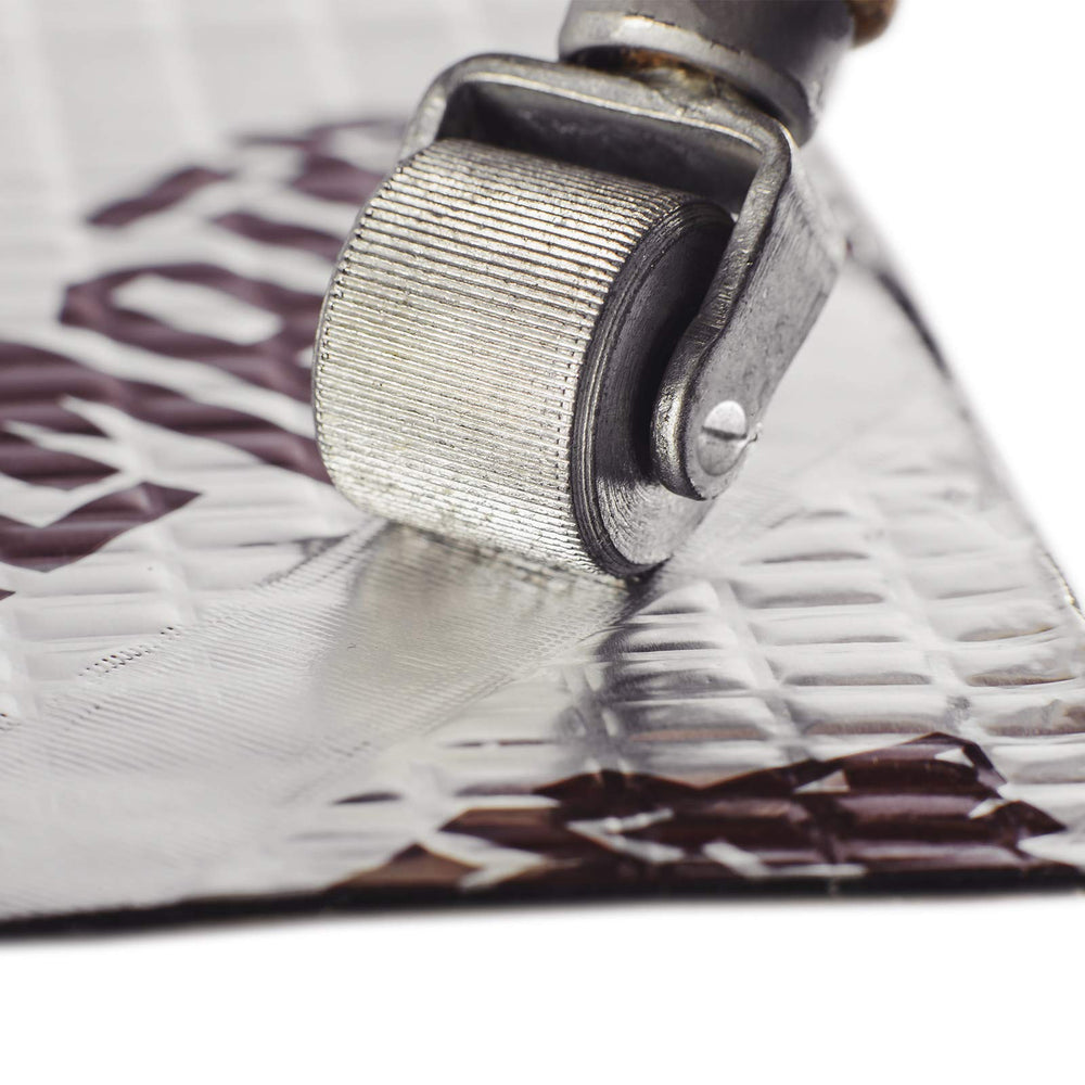 KILMAT embossed indicator shows correct installation for reliable results.