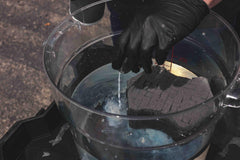 Koch-Chemie Rapid Rinseless Wash sponge-application shows wipe-on, wipe-off convenience.