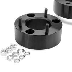Aggressive look and improved approach angles with KSP PERFORMANCE lift kit.