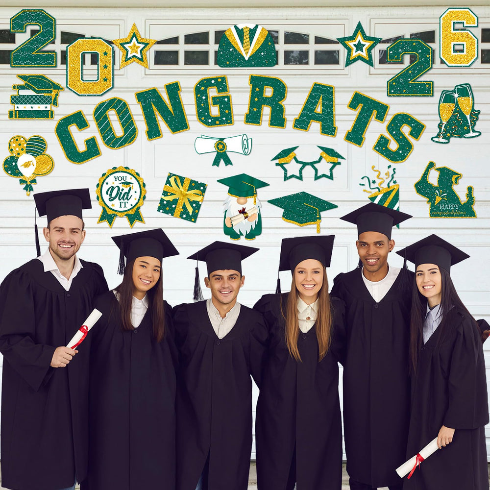 Landhoow Congrats Grad 2026 cap-diploma magnet highlighting milestone.