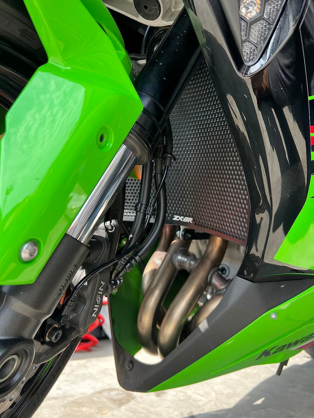 LANQIAN ZX-6R guard adds rugged aesthetics while preserving performance.