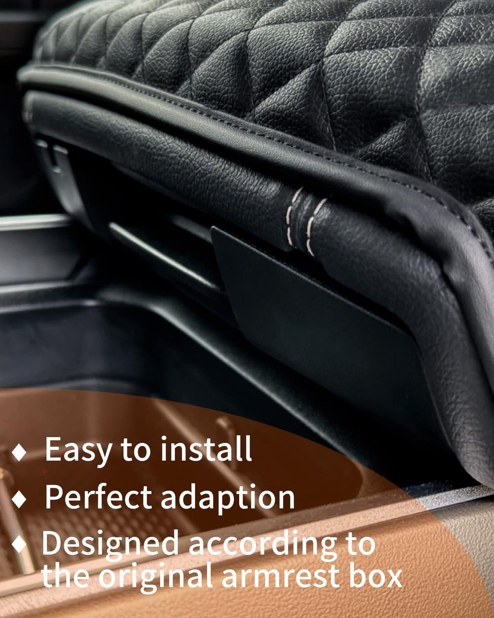 LINOAH stitching detail along edge for durability and refined look.