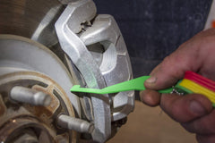 Lisle 81850 easy in-vehicle inspection without wheel removal