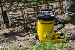 LockNLube G.Gun large canister reduces refills during big jobs.