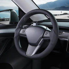 Lophnix full-coverage steering cover, protects and upgrades interior aesthetics