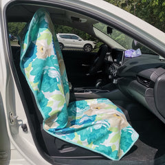 LoyaGour compact roll-storage design tucks neatly in your glove box
