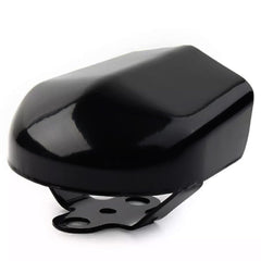 Packaging includes a Lynlane horn cover for a Harley Touring upgrade.