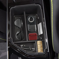 MARCHFA easy-clean removable mat simplifies maintenance of the EV6 tray.