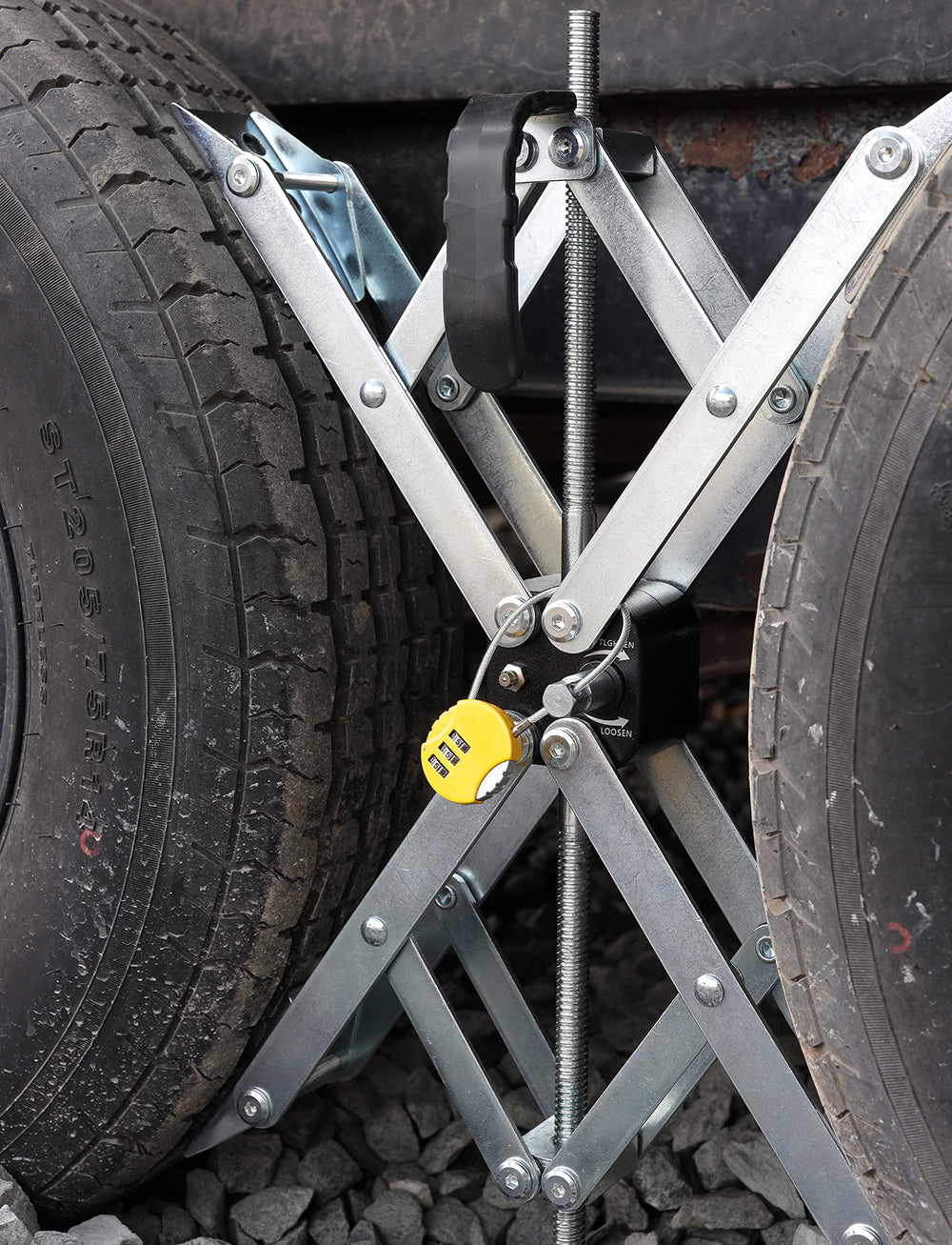 Maxchock packaging includes drill bit and accessories for quick setup
