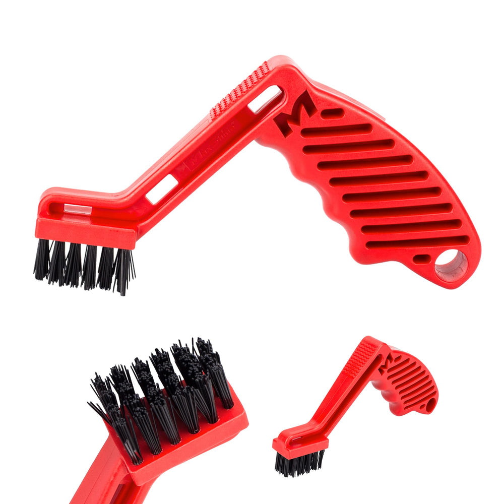 Maxshine foam pad conditioning brush in red for quick pad maintenance and consistent finishes.