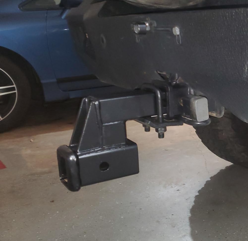 MAXXHAUL 50908 dual pin holes enable precise height adjustment for mounted accessories