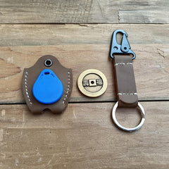 Meeboy brown sleeve supports damaged keys while holding multiple keys