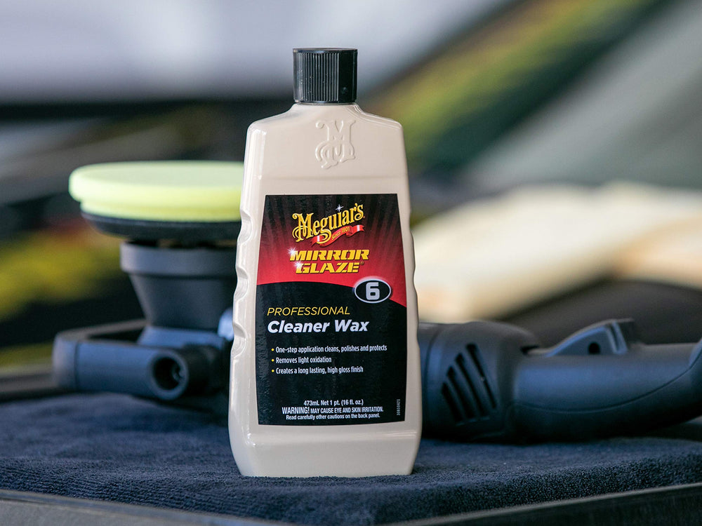 Meguiar's M0616 bottle demonstrates easy application for removing light swirls.
