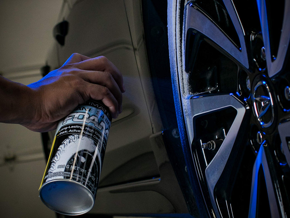 Meguiar's Ultimate Insane Shine Foam demonstrates cleaning and shining in one spray
