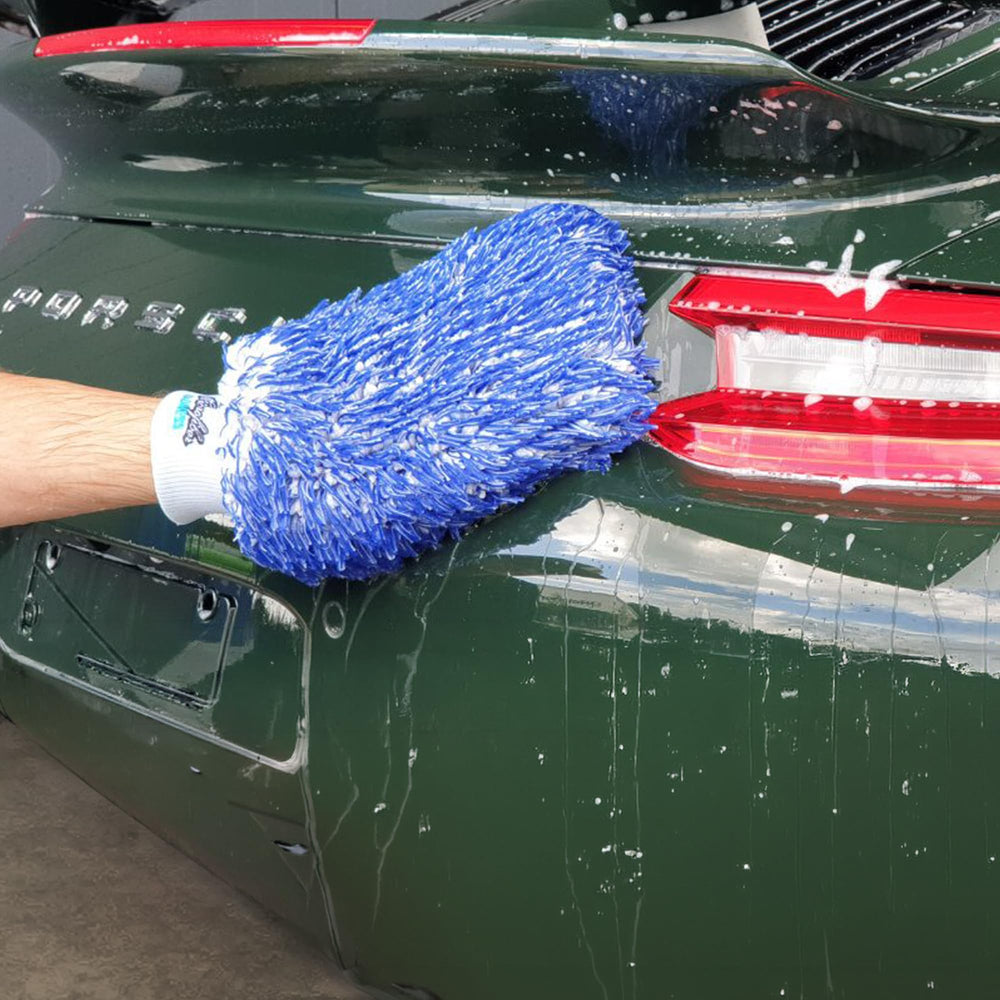 Smooth inner lining provides comfortable fit during extensive detailing.