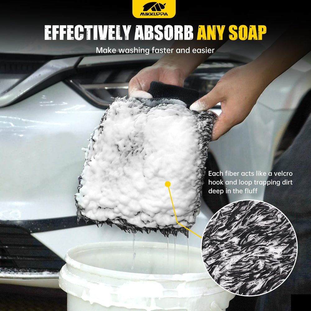Mikkuppa elastic cuff keeps mitt secure during car washing sessions.